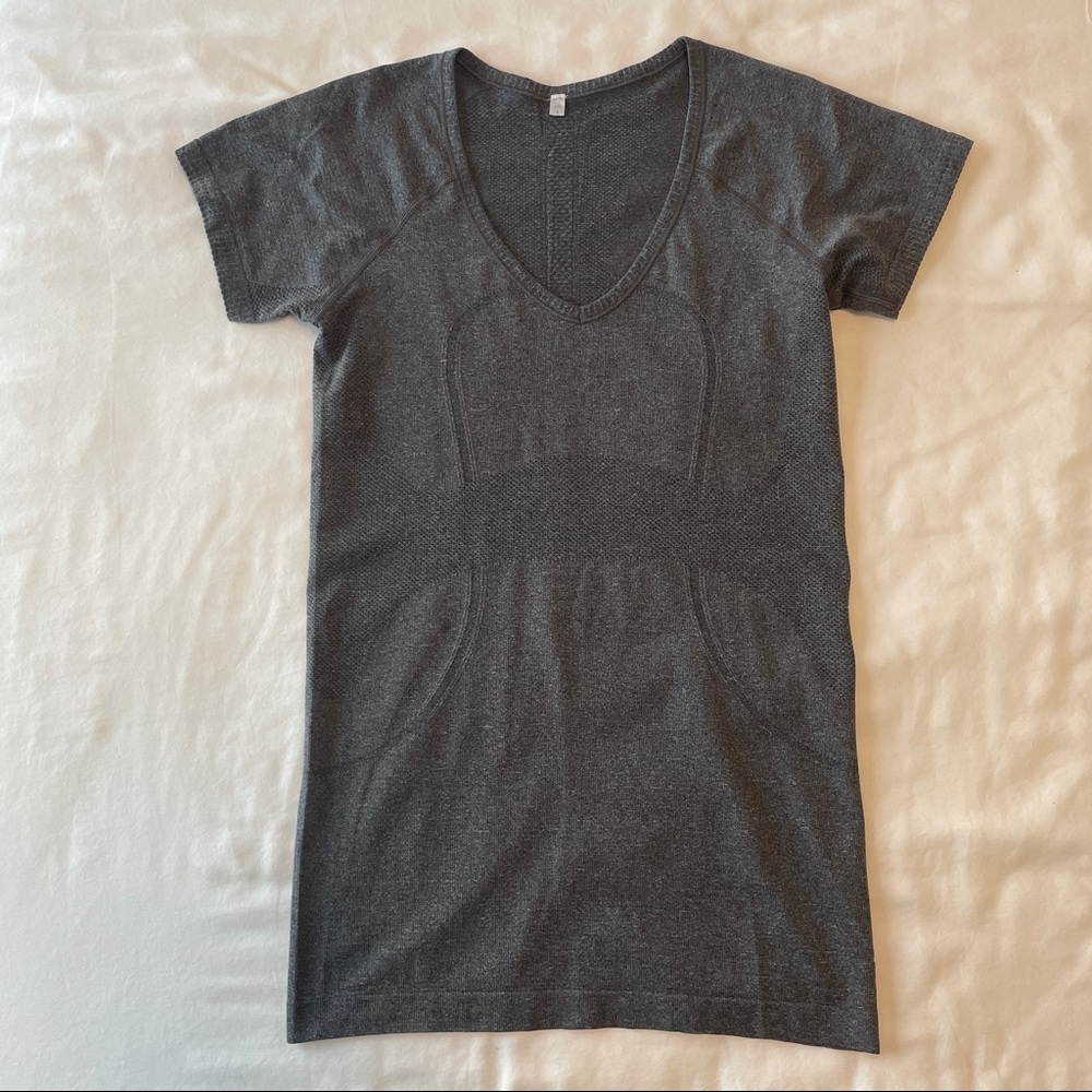 Lululemon Swiftly Tech Short Sleeve Shirt - Grey